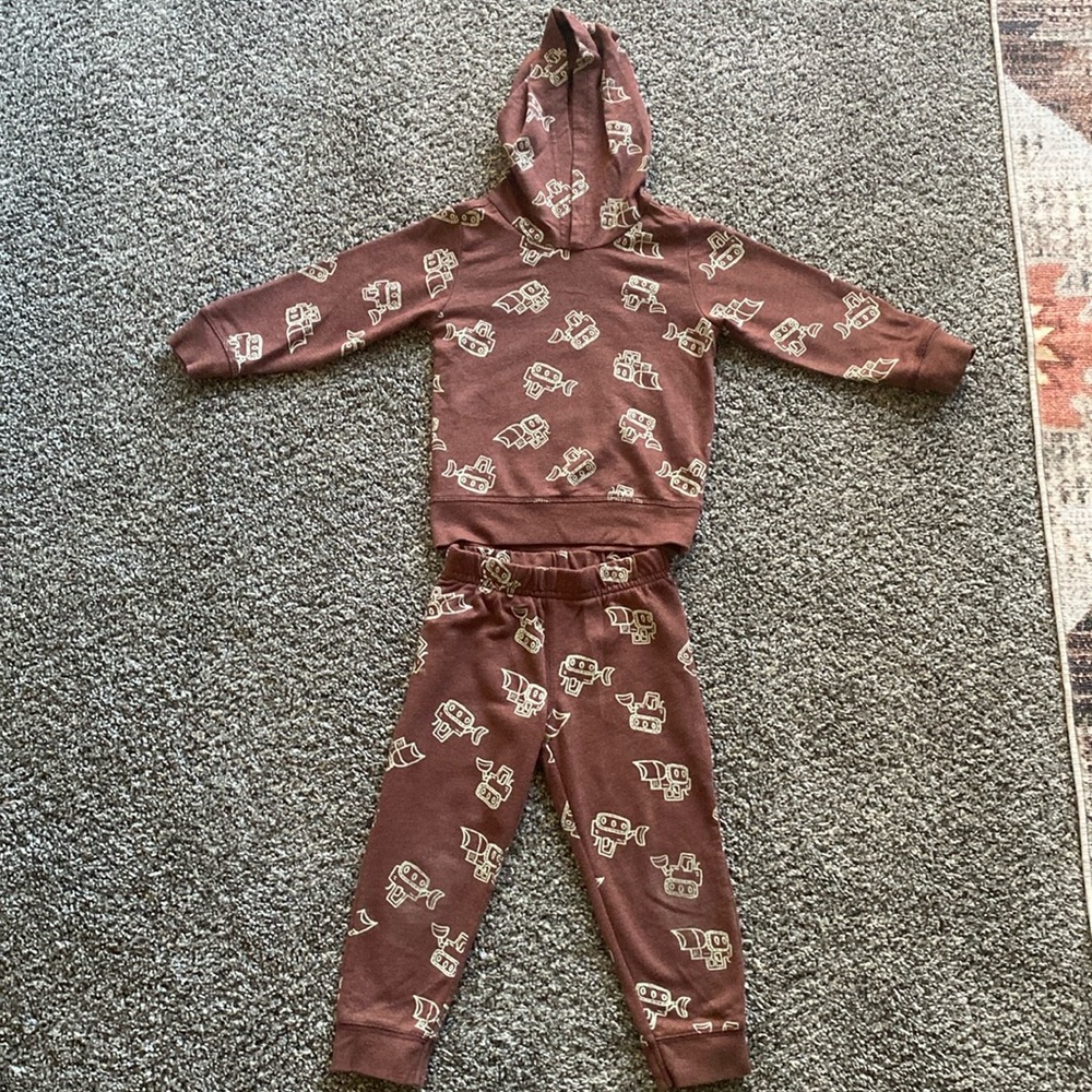 Toddler boy, sweatsuit, size 3T